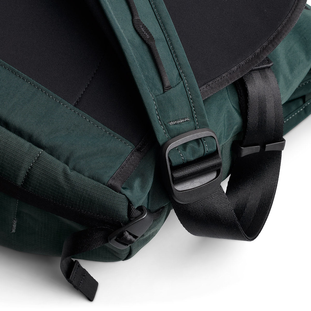Venture Messenger 16”