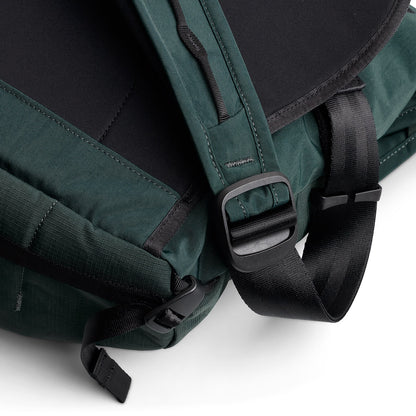 Venture Messenger 16”