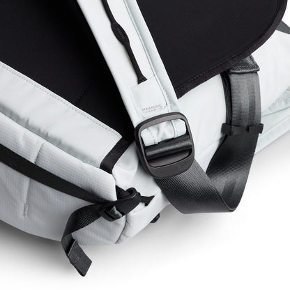 Venture Messenger 16”