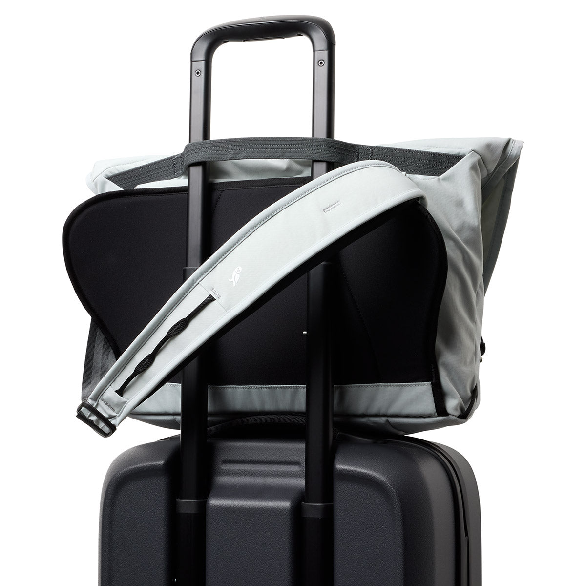 Venture Messenger 16”