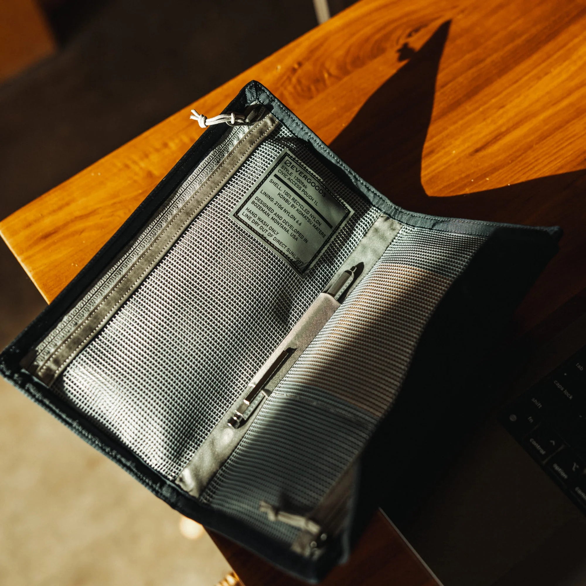 Civic Access Pouch 1L - Konbu
