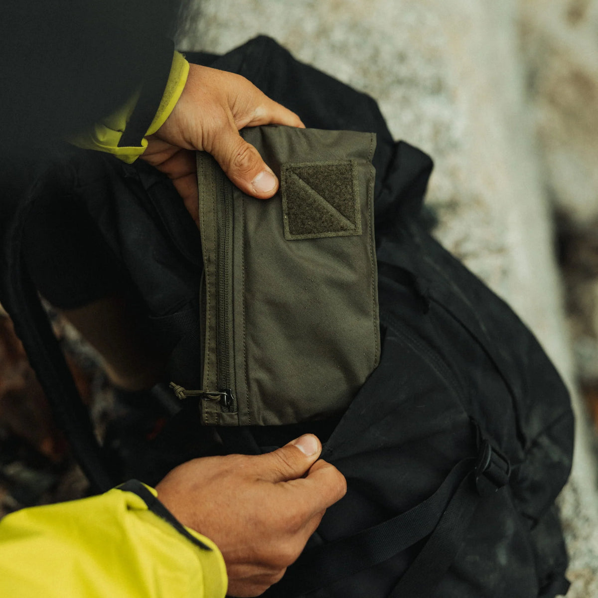 Civic Flat Pouch