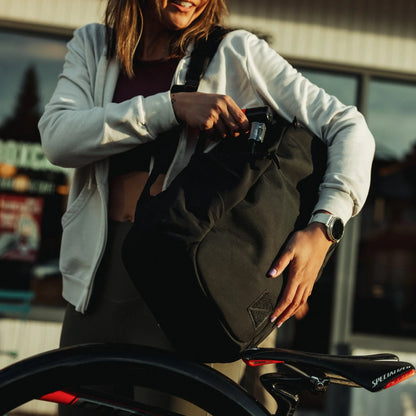 Civic Half Zip - 22L