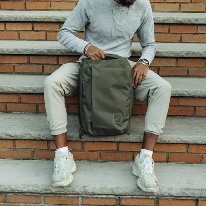 Civic Panel Loader - 24L