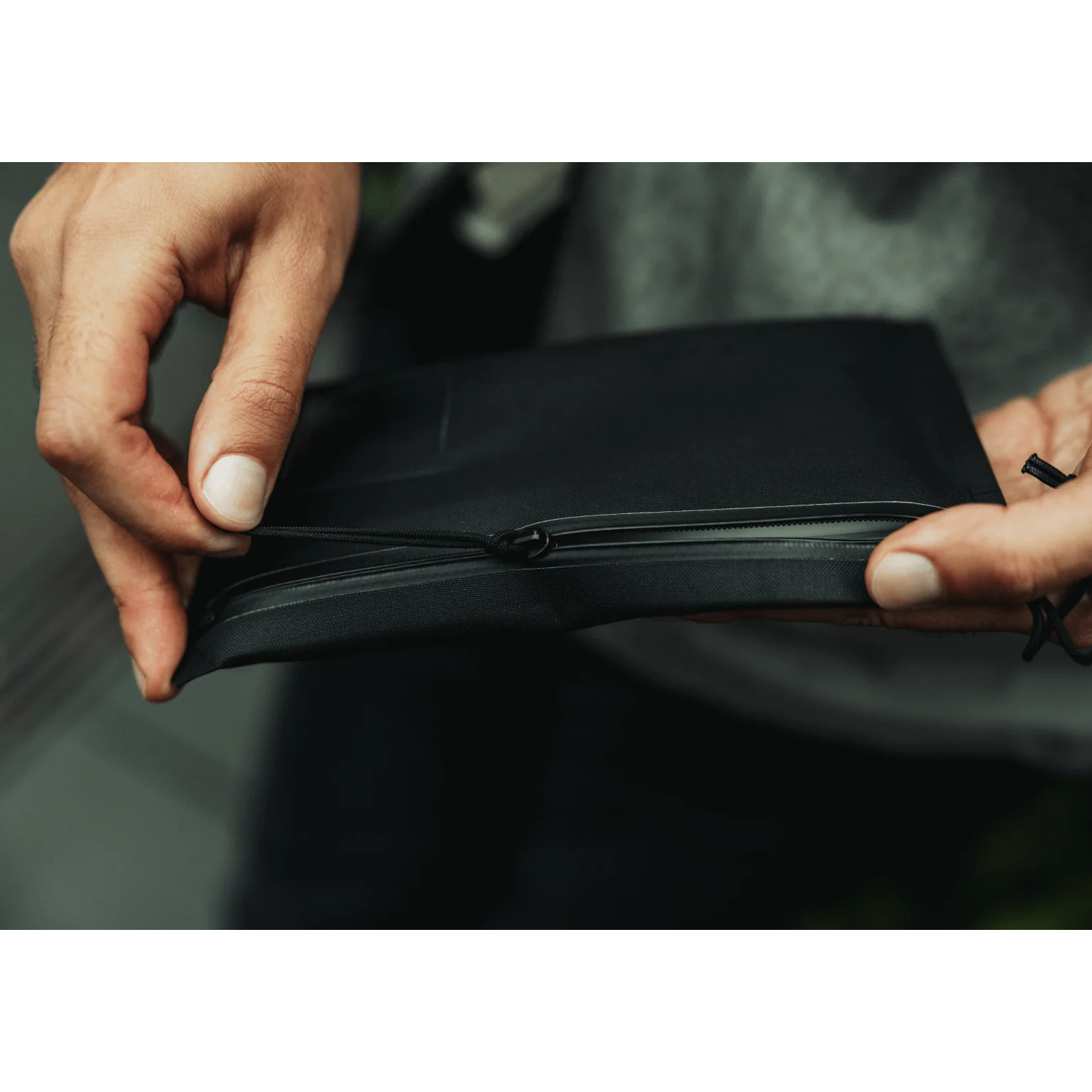 Element Flat Pouch - Small