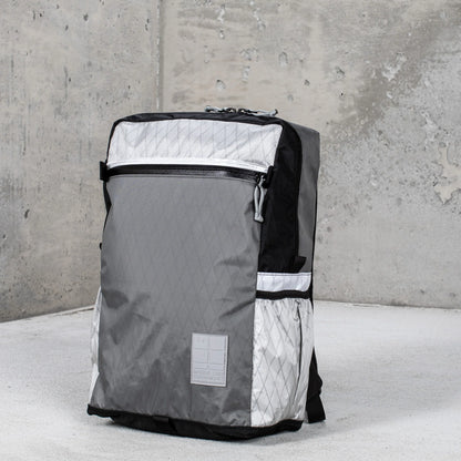 Radius- 21L - Graymat