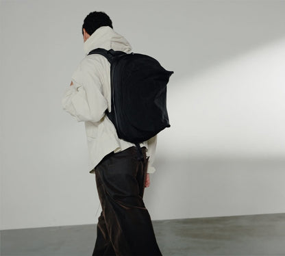 Elvo Carbon Black