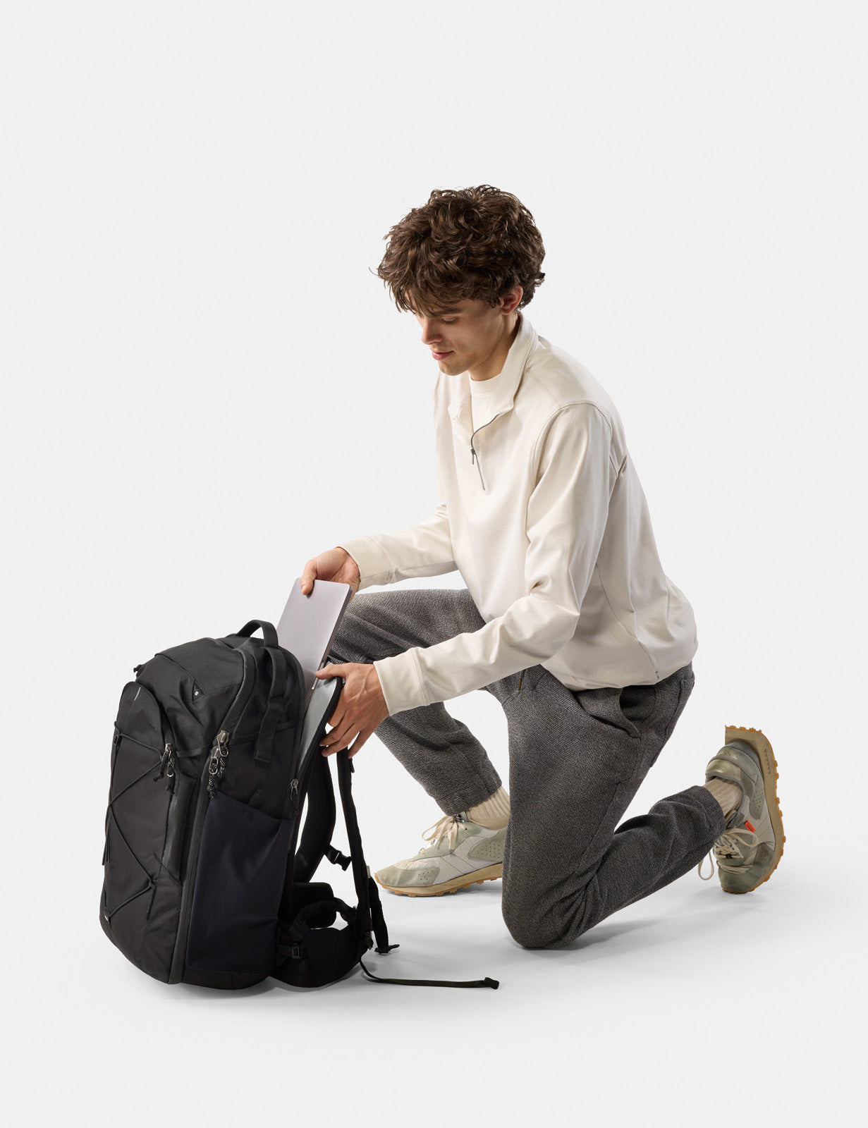 Global Travel Pack - 35L
