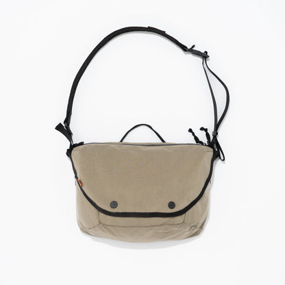 Messenger 9L - Crinkle Nylon