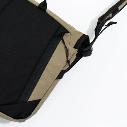 Messenger 9L - Crinkle Nylon
