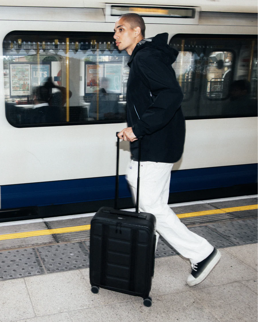 Ramverk Pro Front-access Carry-on - 36L