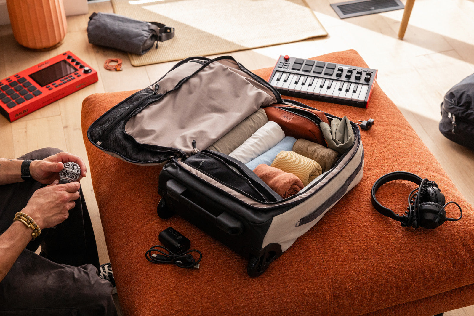 Lite Carry-On - 38L