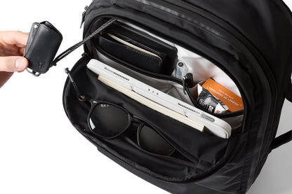 Transit Travel Pack Pro 30-38L