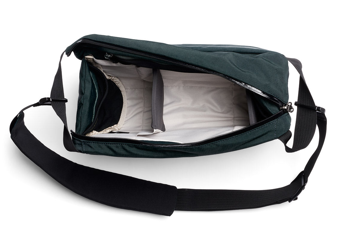 Venture Camera Sling 10L