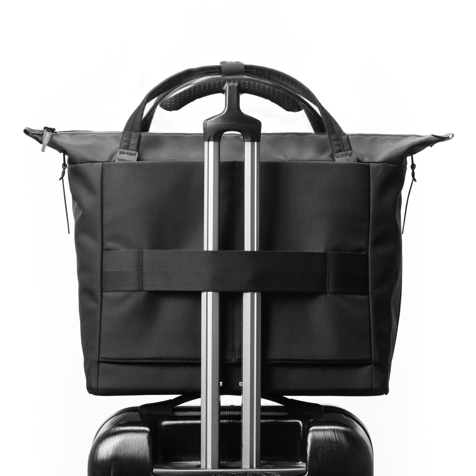 WPT SHLDR Tote - 20L